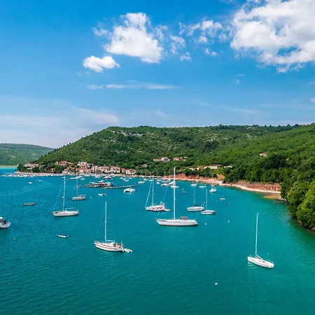 Dina By Interhome Semesterbostad *