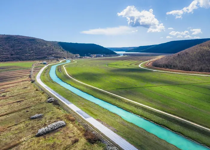 Dina By Interhome Semesterbostad *