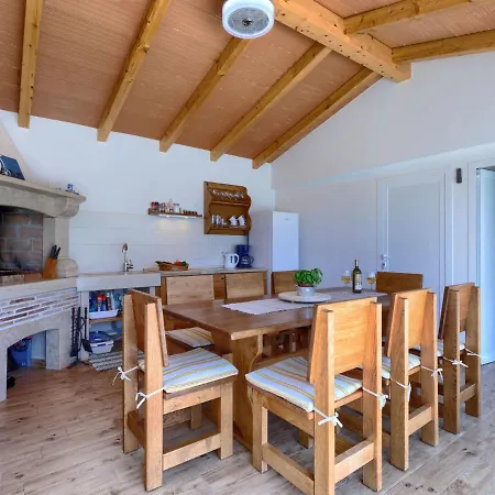 Dina By Interhome * Trget