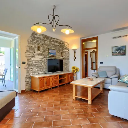 度假居 Dina By Interhome Trget