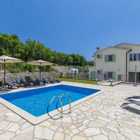 Oliva By Interhome * Trget