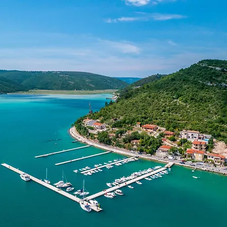 Ferienhaus Dina By Interhome *